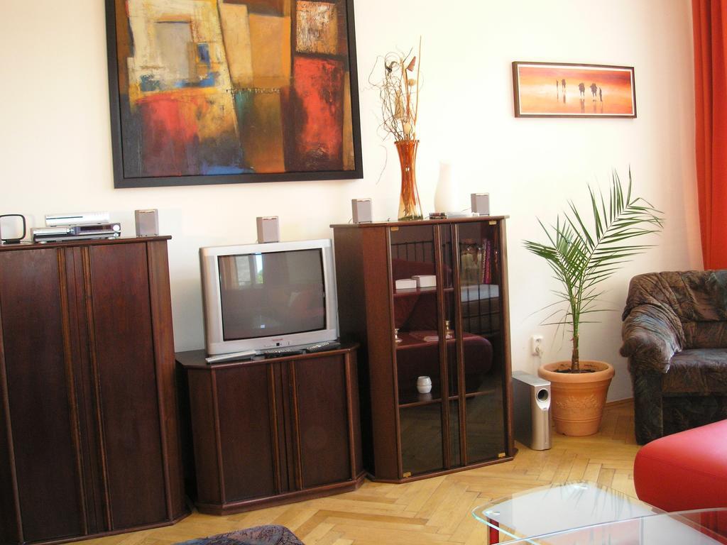 Apartment Riverside - River View Bratislava Camera foto